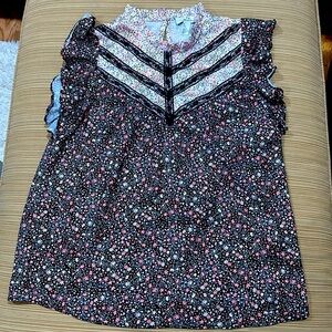 Flower print blouse, size XS